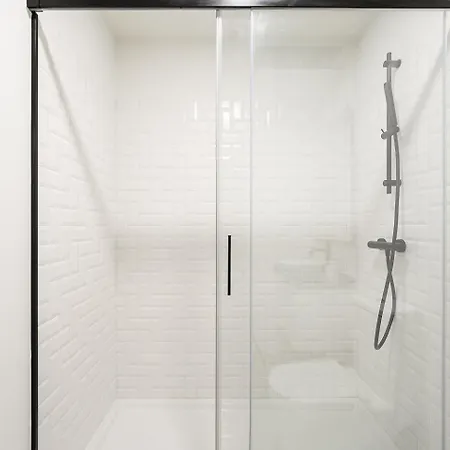 Guestready - A Modern In Downtown Apartamento